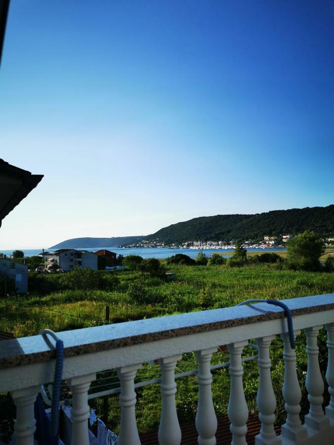 Apartmani Franciska Rab Town Bagian luar foto